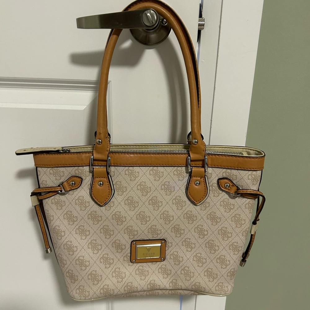 Guess Tan and Cream Tote Bag